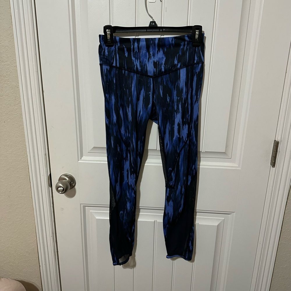 Lululemon leggings size 4 nwot